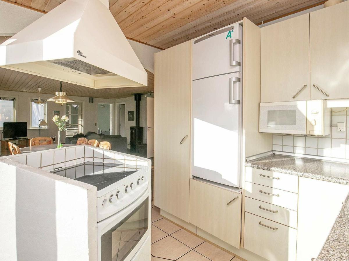 Holiday Home Helmklit II Fjand Gårde Szoba fotó